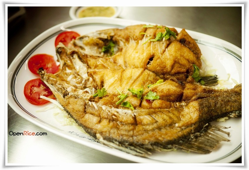 หัวปลาช่องนนทรี
